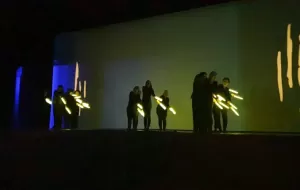 x309