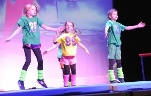 7-TVS_100_Jahre__2144_2025